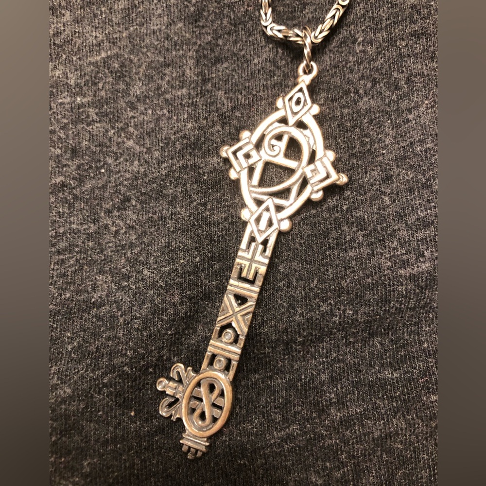 Silver Element Jewelry Amulet - Necklacess and a Pendant